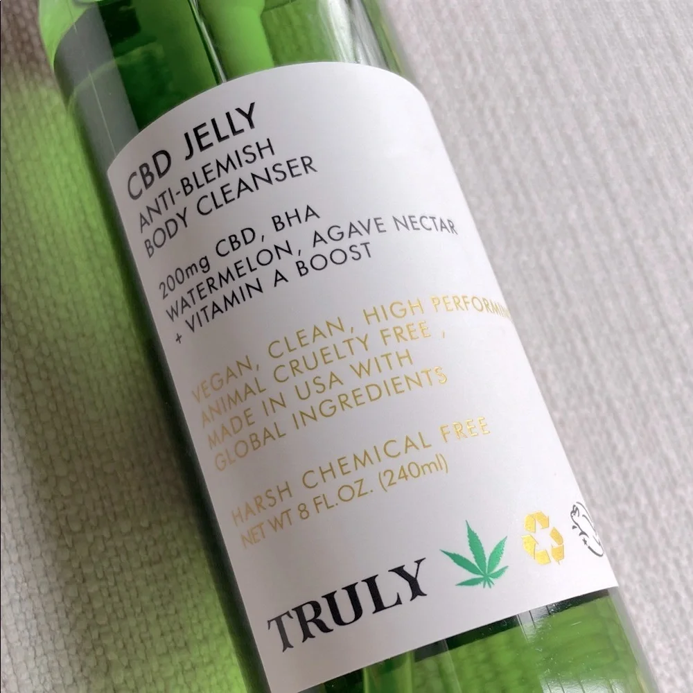 TRULY Anti-Blemish BODY Cleanser full sized